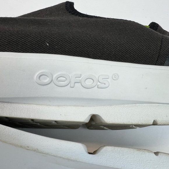 OOFOS OOmg eeZee Black Mesh Slip On Recovery Shoes Women's US 11 Euro 42 - Picture 5 of 11